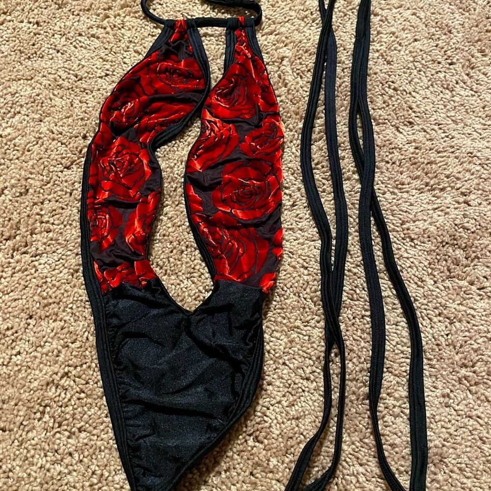 Rose one piece